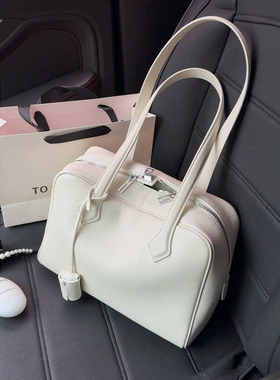 维多利亚白色托特包女大容量通勤腋下包秋冬新款波士顿保龄球包包