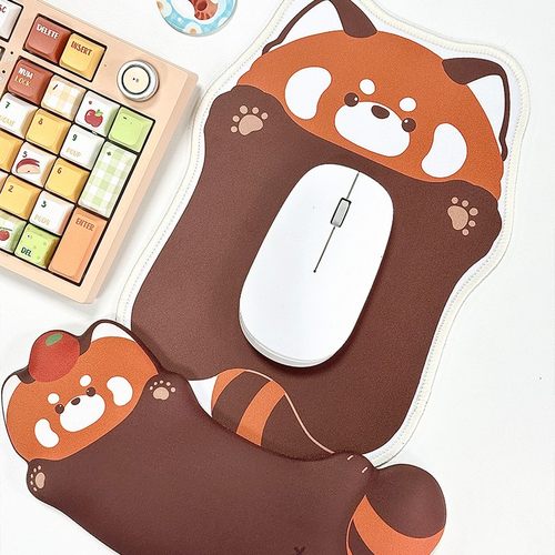 歪瓜出品都是小熊猫腕托鼠标垫