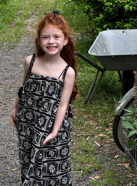 夏季女童碎花刺绣吊带裙  女童流苏肩带海边度假裙