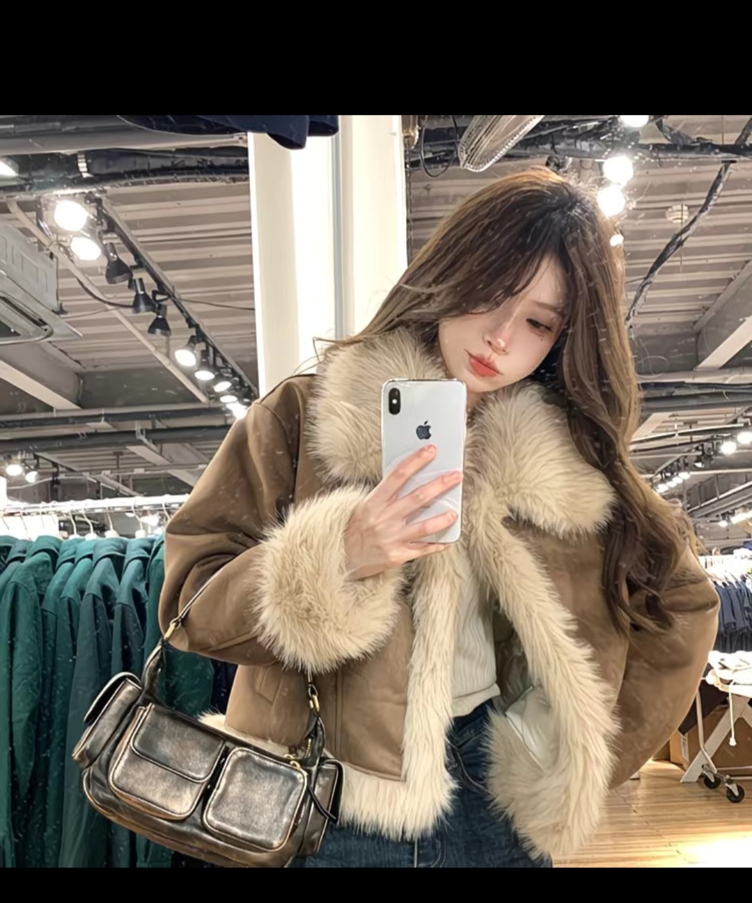 法式复古皮毛一体棕色麂皮绒短外套女韩版显瘦小香毛毛上衣秋冬款