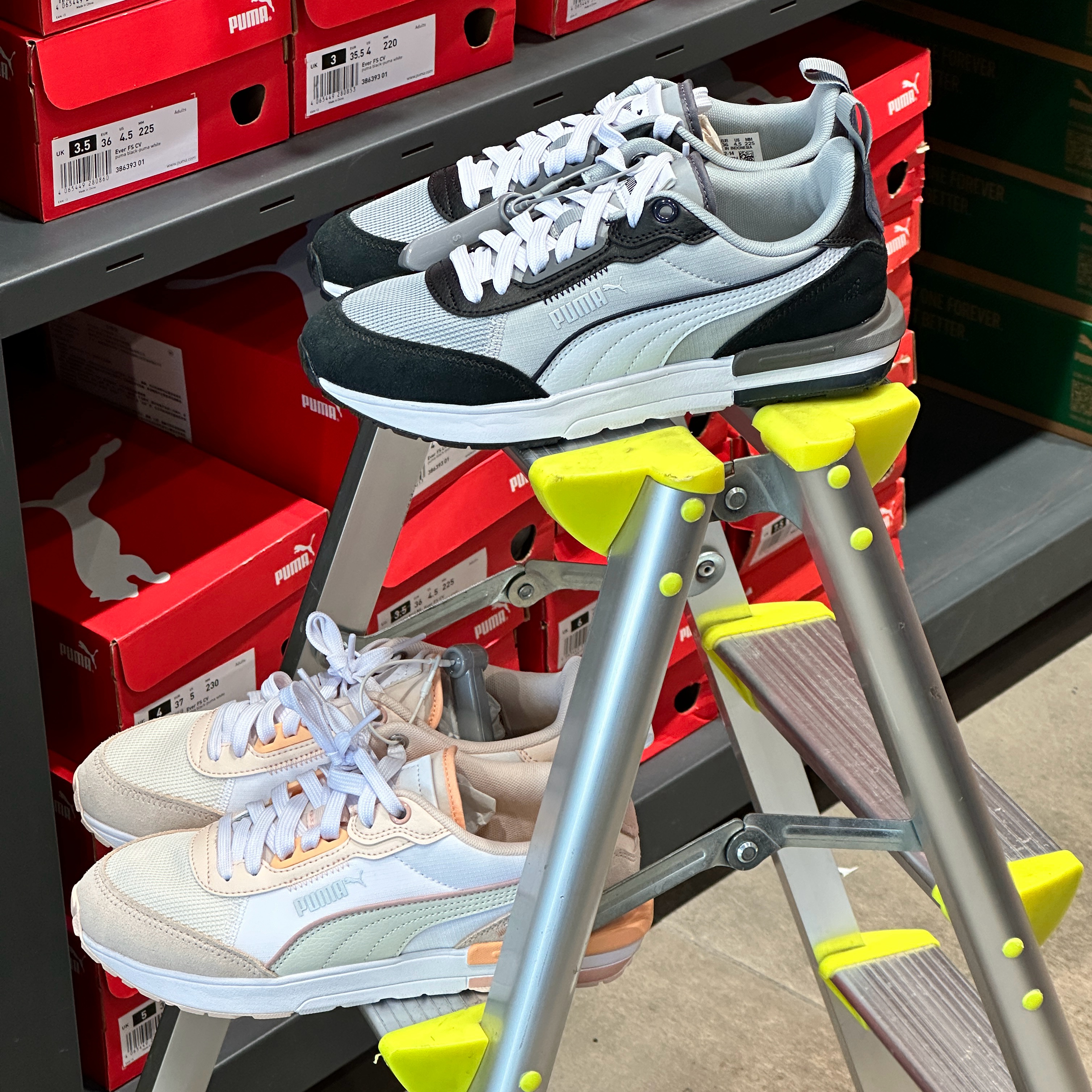 PUMA彪马男女同款轻便耐磨休闲鞋