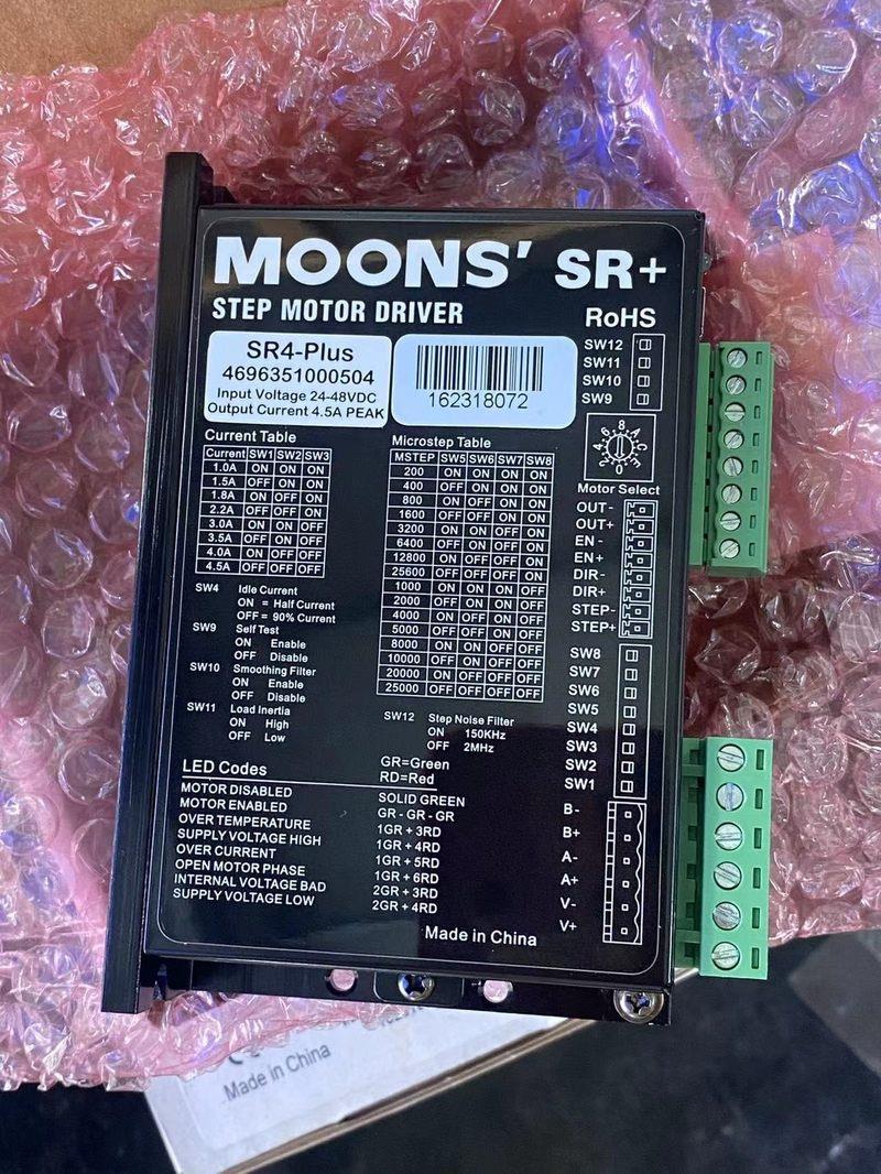 拍前询价:(议价)moons鸣志步进电机驱动器42/57马达sr4/sr8-p