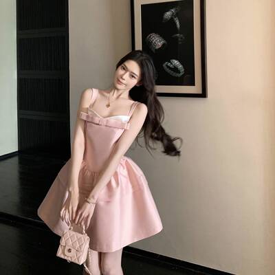 小熊说拜拜 粉色蝴蝶结吊带连衣裙女蓬蓬裙公主裙千金风生日礼服