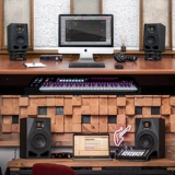 Adam Audio A4V A7V Поступил профессиональный спикер наблюдения