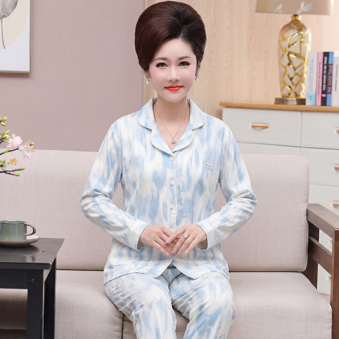 春秋季妈妈睡衣纯棉长袖薄款休闲中年人妇女士家居服宽松大码套装