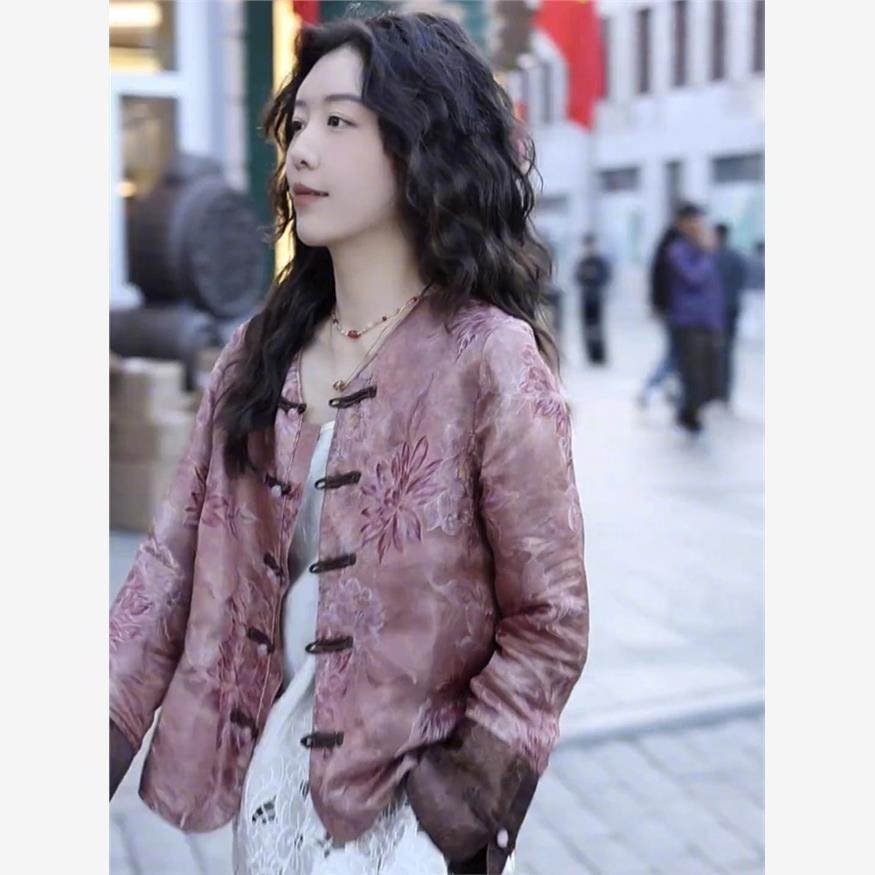 2025年秋季网红新款国风洋气时髦两件套女新中式缎面提花盘扣外套,女装/女士精品,上衣,淘宝优惠券,粉丝福利购,淘宝优惠卷