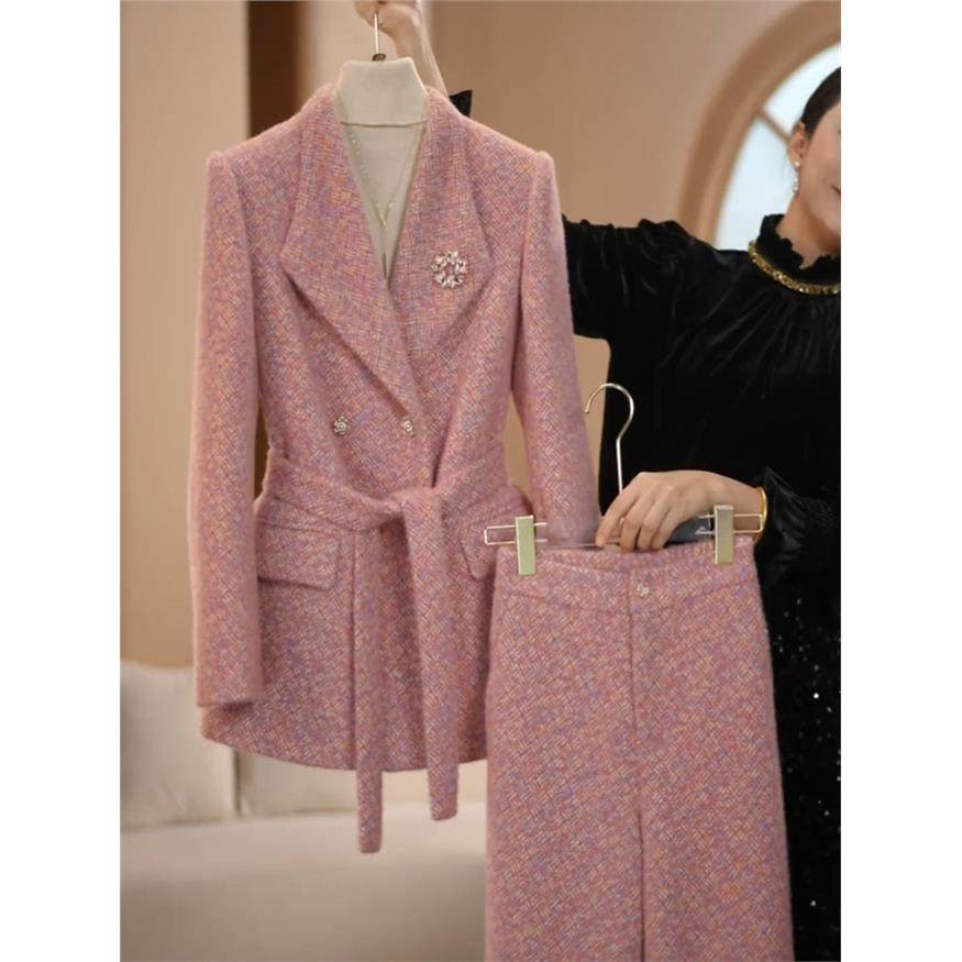 2025冬季网红新款职业西装套装女高级感精致粉色加厚毛呢外套长裤,女装/女士精品,毛呢外套,淘宝优惠券,粉丝福利购,淘宝优惠卷
