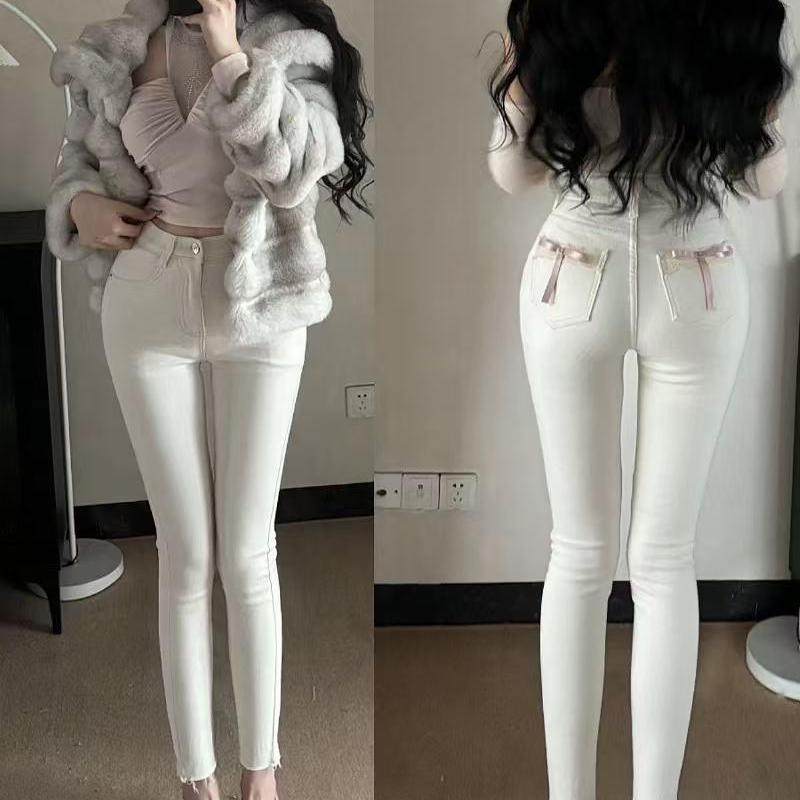 自带丰胯垫~蕾丝蝴蝶结设计白色高腰弹力简约修身显瘦包臀九分裤,女装/女士精品,牛仔裤,淘宝优惠券,粉丝福利购,淘宝优惠卷