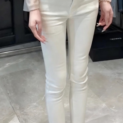 韩漫顶美身材！白色丰胯蜜桃臀高腰小脚裤女秋冬加绒百搭牛仔长裤