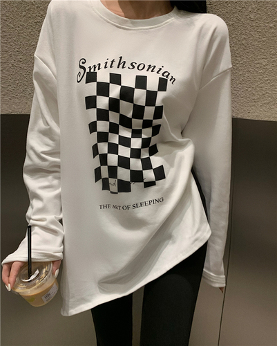Actual shot ~ Lazy style checkerboard long-sleeved brushed thickened printed T-shirt with a loose inner layer and a mid-length top