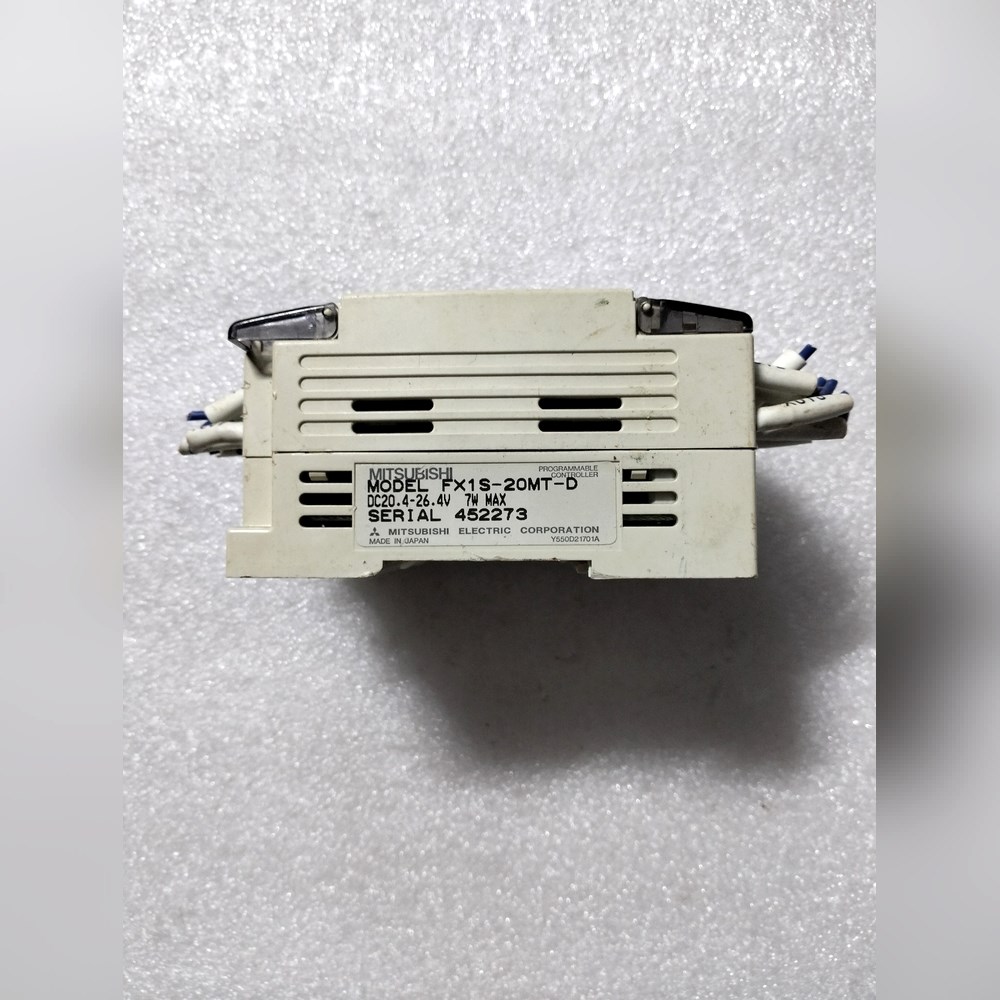 三菱PLC FX1S-20MT-D品外观成色如图功 议价