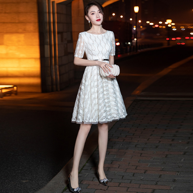 小晚礼服女平时可穿宴会气质轻奢小众高端成人礼毕业伴娘服主持裙