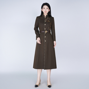 国风战袍连衣裙女春秋 新中式 浒城古娘新款 羊毛刺绣气质通勤长袖