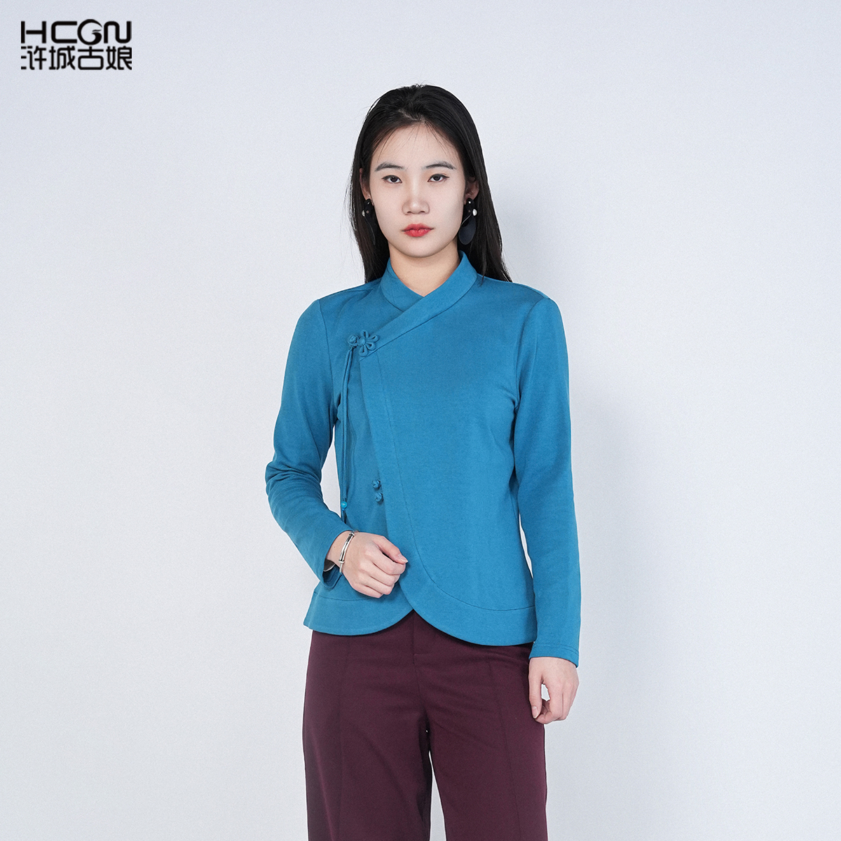 中国风棉质舒适内搭通勤显瘦上衣