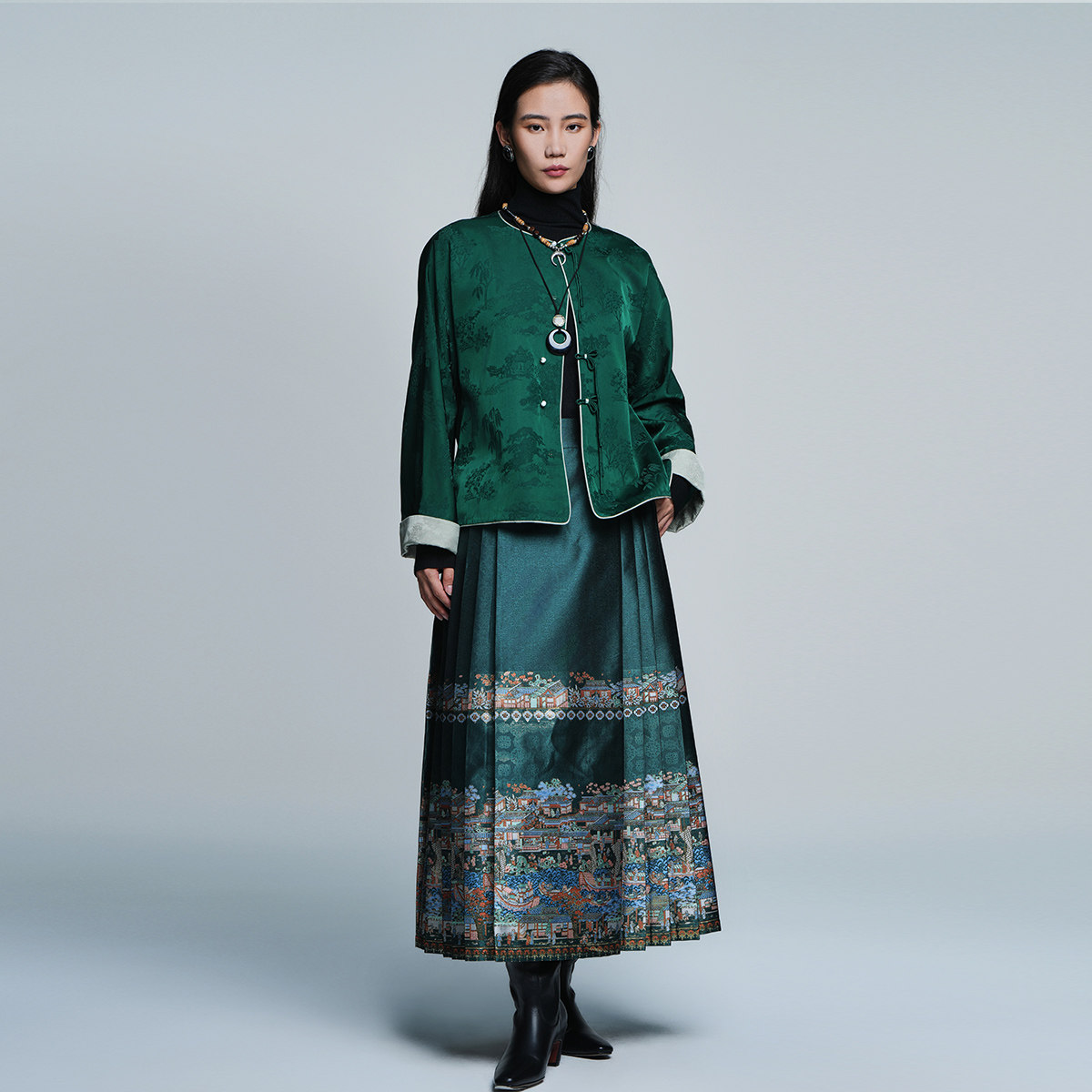 2024马面裙中国风新款重工印花A字显瘦气质压褶高级感通勤女半裙