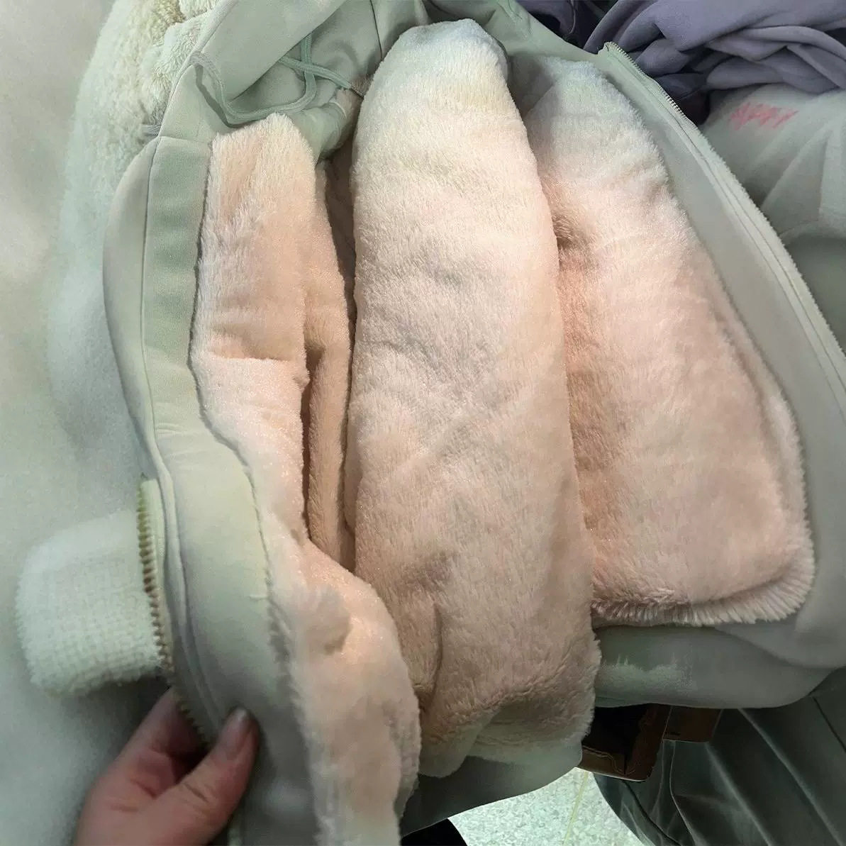 加绒卫衣外套女秋冬款超厚冬天新款冬季加厚绿色羊羔毛绒情侣棉服