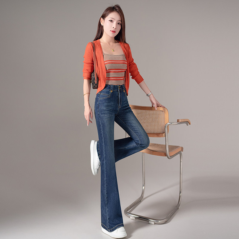 高腰微喇显瘦复古蓝色牛仔裤女