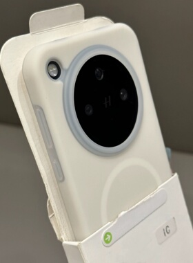 耐脏奶白色磁吸液态硅胶适用OPPO Find X9/X8S+手机壳13T一加15/ACE6/5/Reno14/12PRO果冻X7半透明ultra软糯