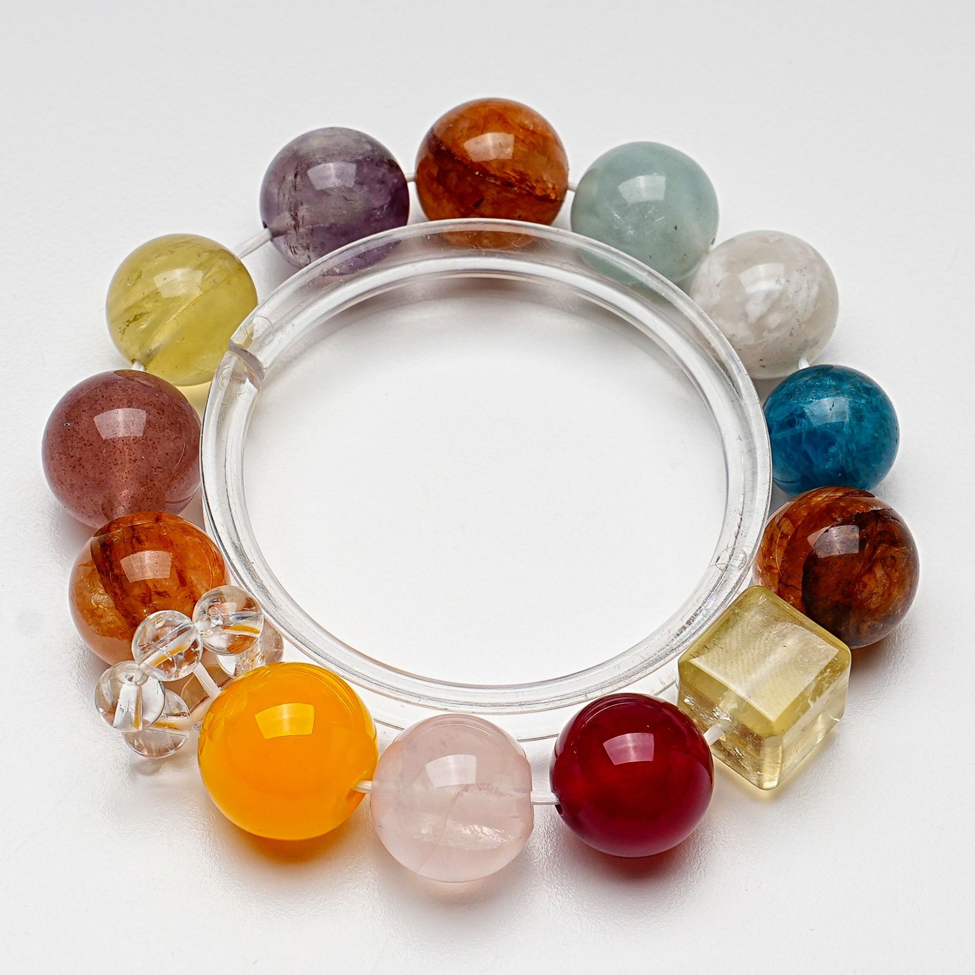 天然冰粉雪花幽灵手串女款白水橘草莓晶黄胶花紫兔毛玛瑙手链