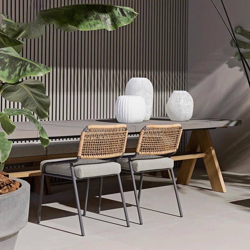 北欧户外餐桌椅组合露天庭院花园烧烤桌子轻奢阳台民宿设计师家具