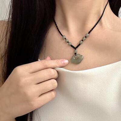 天然和田玉平安锁新中式项链