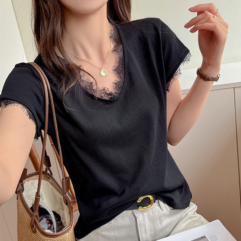严选法式蕾丝花边短袖t恤女夏季v领设计感正肩时尚内搭显瘦上衣