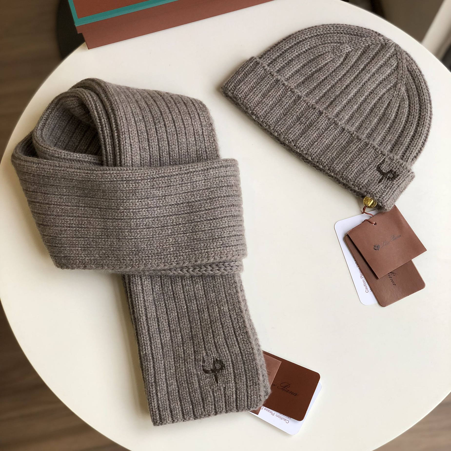 lp高奢100%山羊绒围巾帽子男女纯色秋冬时尚保暖围脖情侣同款