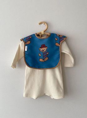 minnow小熊读报围兜韩国ins风吃饭防水儿童食饭兜口水巾围嘴长袖