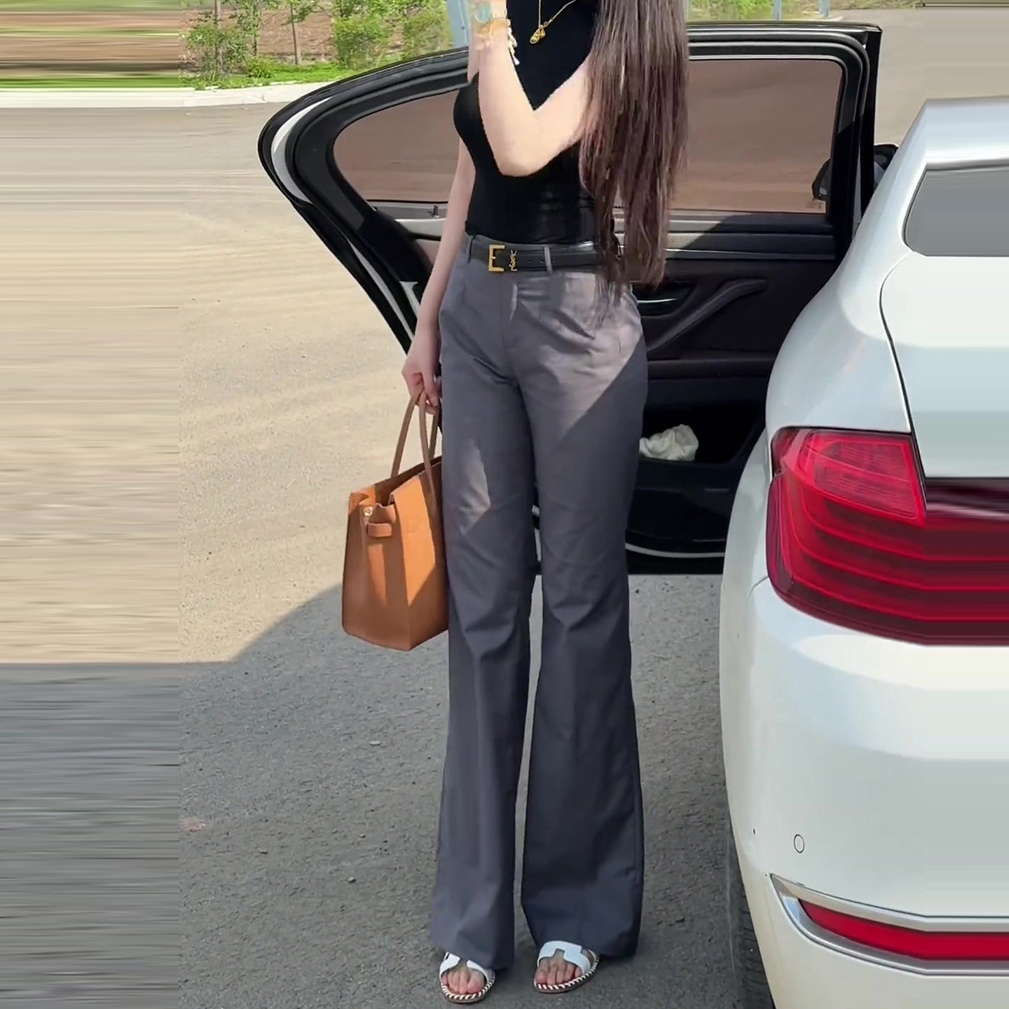 独特超好看灰色微喇休闲 冰丝裤女夏薄款2025小个子高腰垂感西装,女装/女士精品,大码裤装,淘宝优惠券,粉丝福利购,淘宝优惠卷