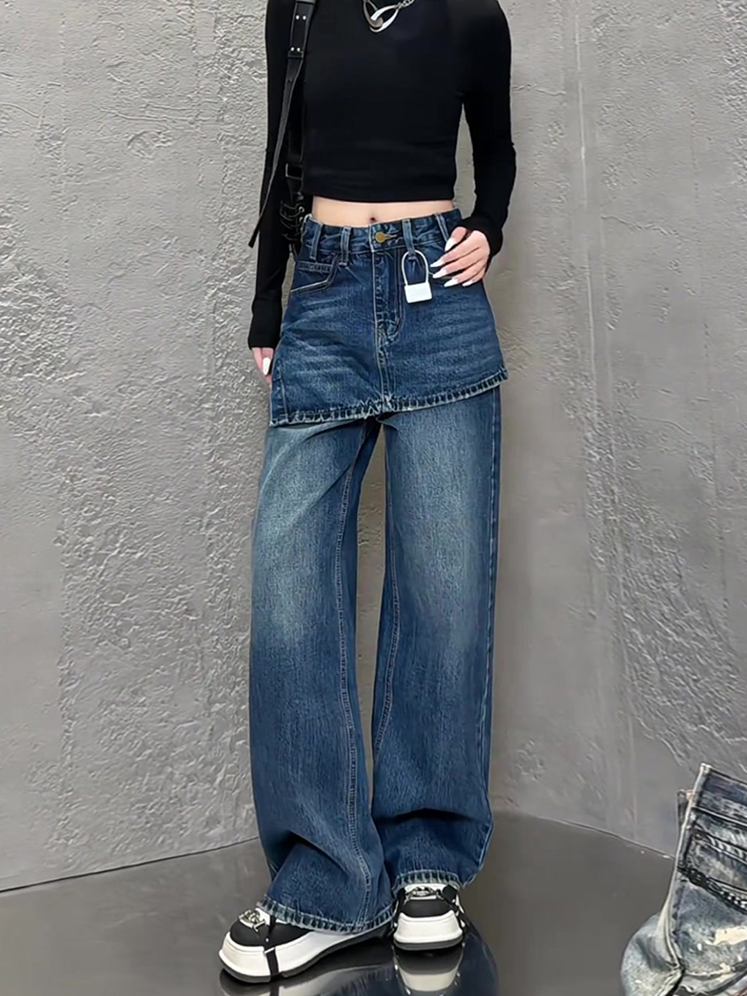 覆古蓝设计感直筒牛仔裤女秋款2025新款高腰显瘦假两件百搭阔腿裤