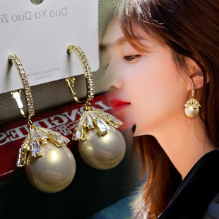 高品质迷人光泽贝壳珠T方锆闪亮925银防过敏耳环耳钉饰品大珠夸张