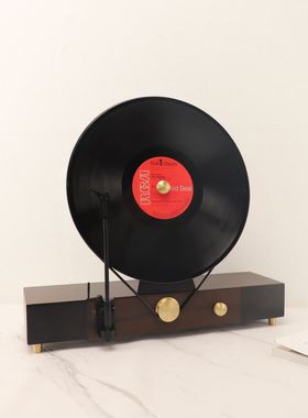 现代仿真立式黑胶唱片机留音机电视柜茶几样板间家居客厅饰品摆件