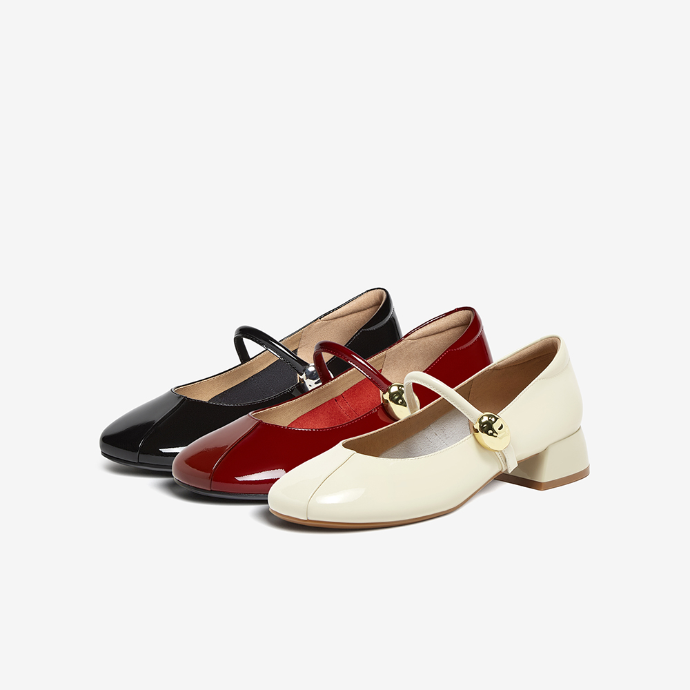 百思图2025秋季新款牛皮白色玛丽珍鞋皮鞋粗跟红色女单鞋RD21RCQ5