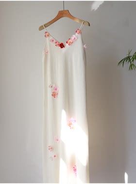 立体花朵玉石扣羊毛针织衫吊带连衣裙A版显瘦宽松长裙