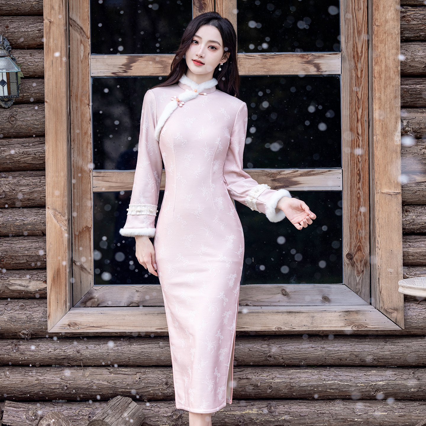 粉色复古国风中式长袖加绒旗袍裙