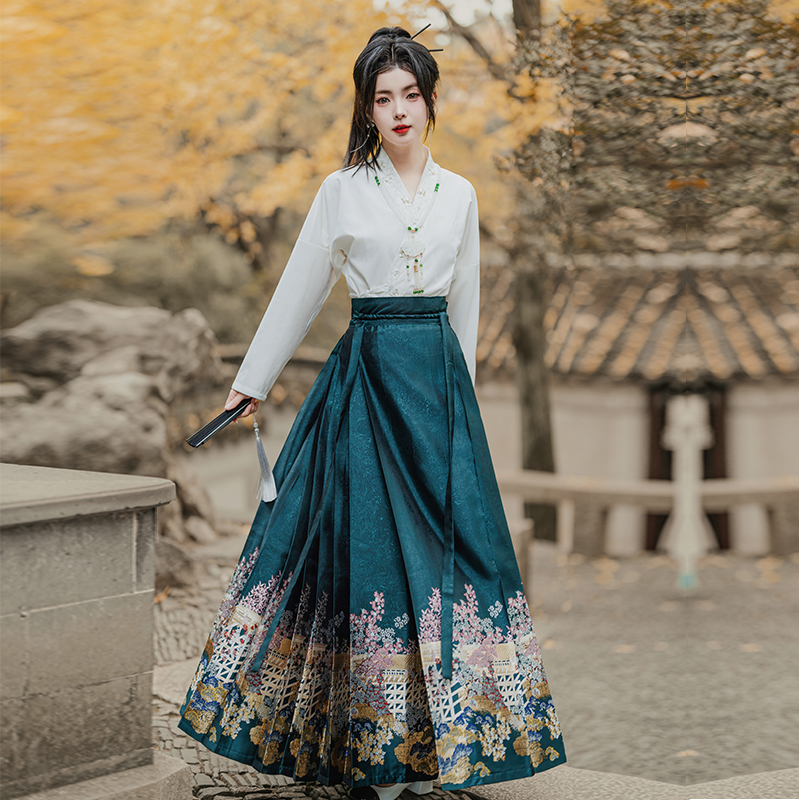 新中式国风明制汉服女秋冬装2024新款日常马面裙套装小个子半身裙