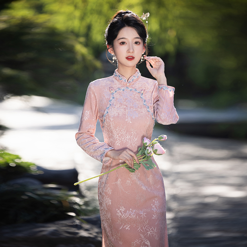 粉色年轻款少女气质高端显瘦旗袍