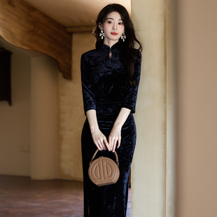 新中式丝绒旗袍女中国风纯色气质高级感简单大方简约日常走秀演出