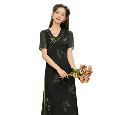 低领中年妈妈装黑色奥黛连衣裙