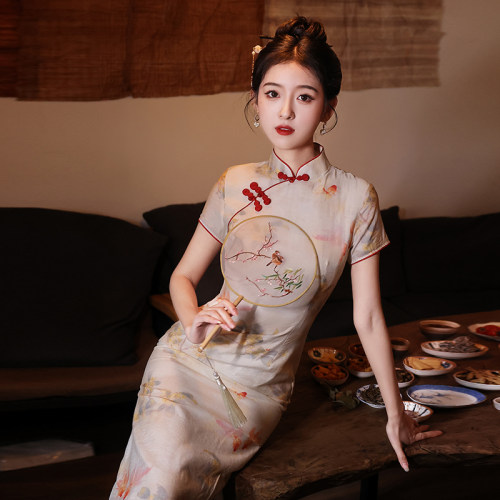 高考送考气质高端旗开得胜连衣裙