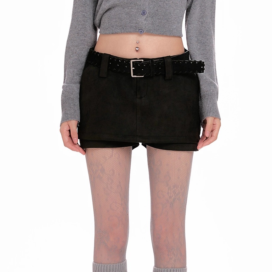 麂皮绒休闲短裤女秋冬新款黑色显瘦辣妹性感百搭a字包臀热裤子