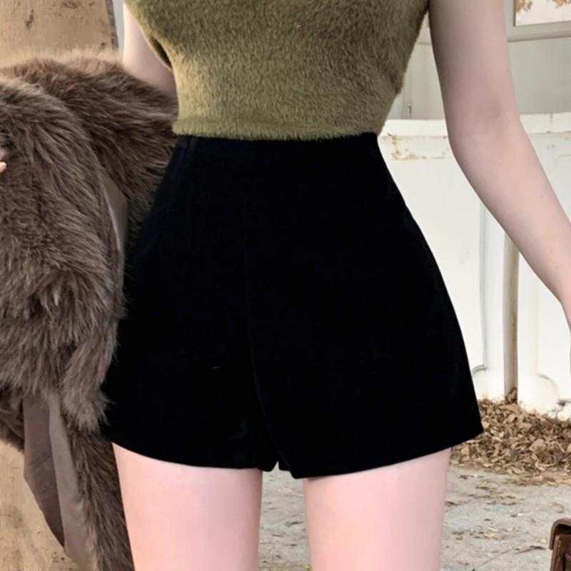 韩版黑色金丝绒短裤女秋冬2025