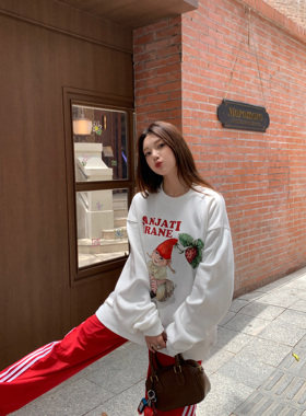 Sanjati crane美式趣味草莓女孩圆领加绒休闲卫衣情侣上衣男女潮