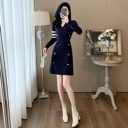 春季新款法式小香风长袖针织连衣裙女V领气质收腰显瘦打底毛衣裙