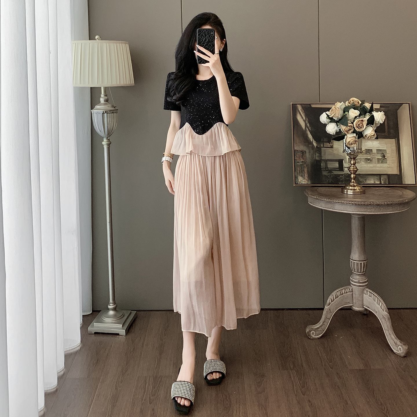 高级感星空烫钻拼接荷叶边短袖上衣阔腿裤裙九分裤洋气减龄两件套