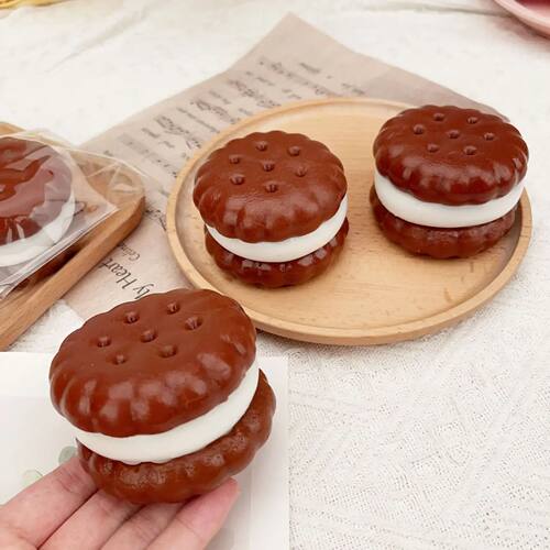 Cookie Sandwich Biscuit Pinch Music Decompression Toy Simula