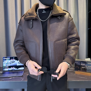 微阔版型皮毛一体皮衣 货号：913 批价：220图片