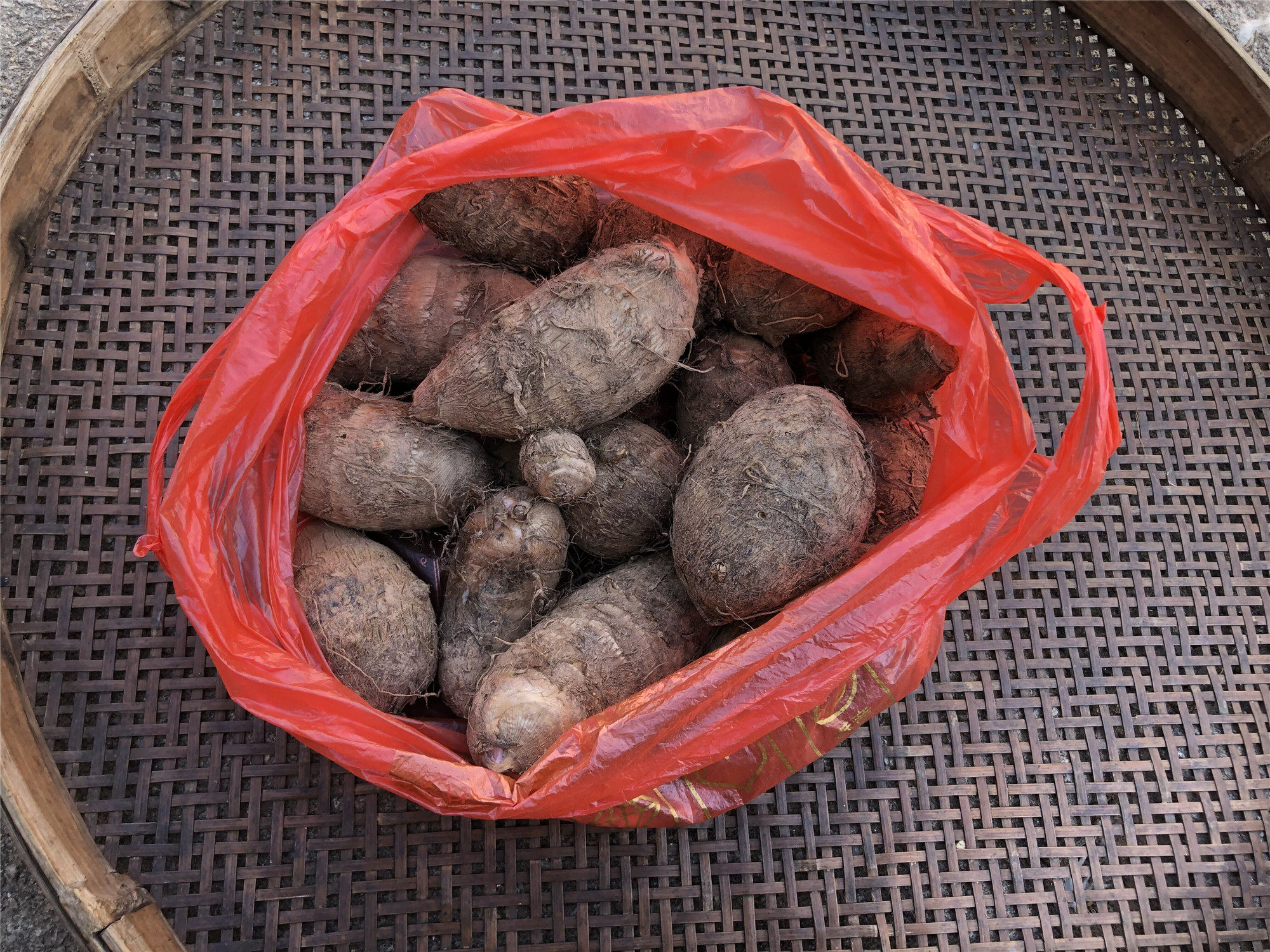 韶关粤北南雄本地芋头农村家小芋仔粉糯新鲜500g