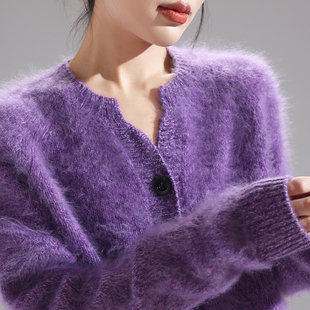 2025秋冬新款V领拉毛羊毛开衫女宽松显瘦针织外套女外搭上衣