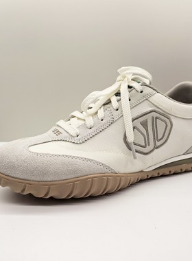 意尔康男鞋2025秋季新款复古运动休闲德训鞋磨砂防滑米红色慢跑鞋